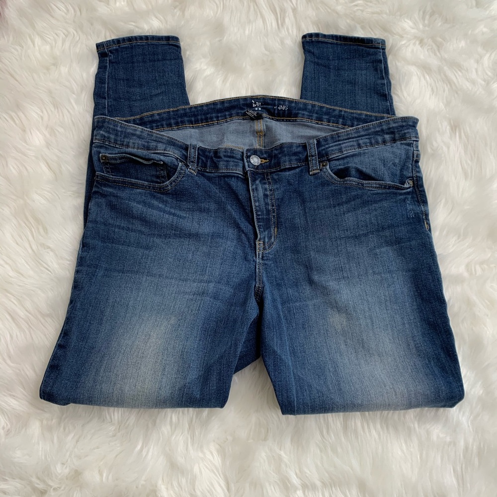 GAP distressed Jegging 18reg